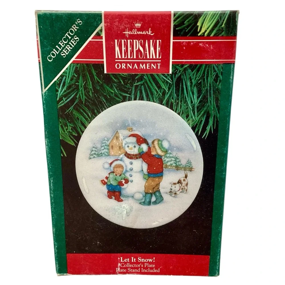 Hallmark 1991 “Let it Snow” Christmas Plate/Ornament